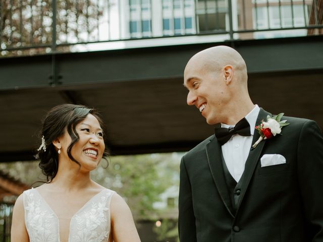 Robert and Ying&apos;s Wedding in Minneapolis, Minnesota 25