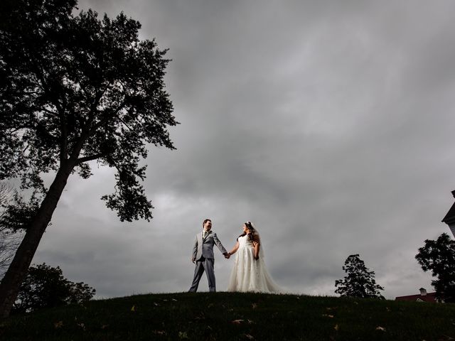 Haley and Jon&apos;s Wedding in Gilbertsville, Pennsylvania 10