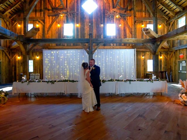 Ian and Jenna&apos;s Wedding in Wisconsin Dells, Wisconsin 8
