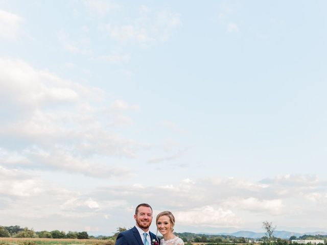 Todd and Kelsie&apos;s Wedding in Sevierville, Tennessee 35