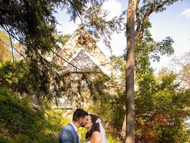 Michael and Hillary&apos;s Wedding in Penn Yan, New York 27