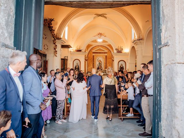 Mikael and Fabiele&apos;s Wedding in Naples, Italy 36