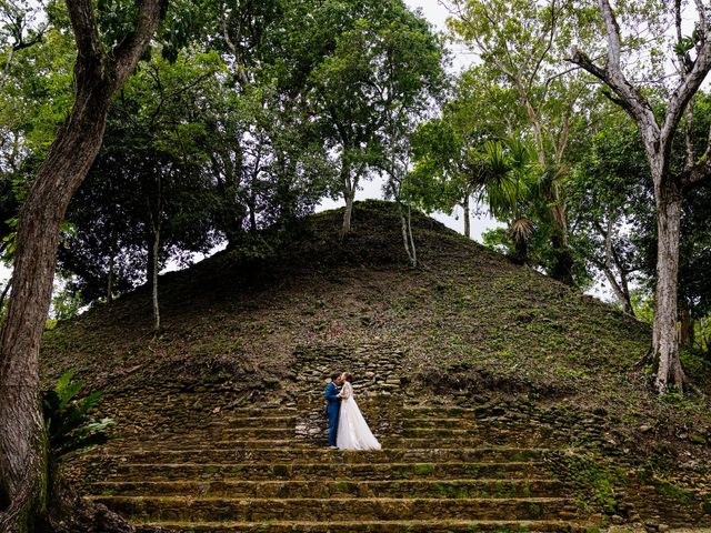 Lauren and Lynzee&apos;s Wedding in San Ignacio, Belize 7
