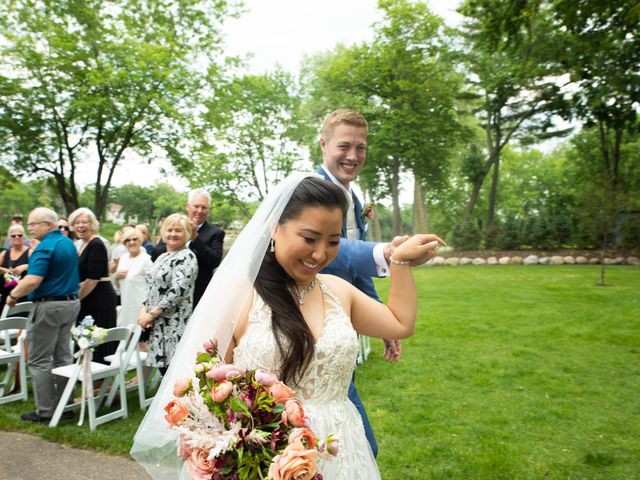 Chris and Pader&apos;s Wedding in Minneapolis, Minnesota 33