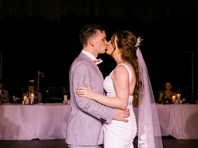 JUSTIN and MEGAN&apos;s Wedding in Playa del Carmen, Mexico 92