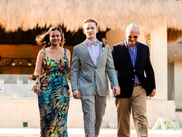JUSTIN and MEGAN&apos;s Wedding in Playa del Carmen, Mexico 153