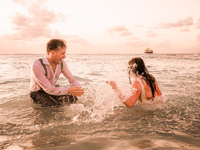 JUSTIN and MEGAN&apos;s Wedding in Playa del Carmen, Mexico 7