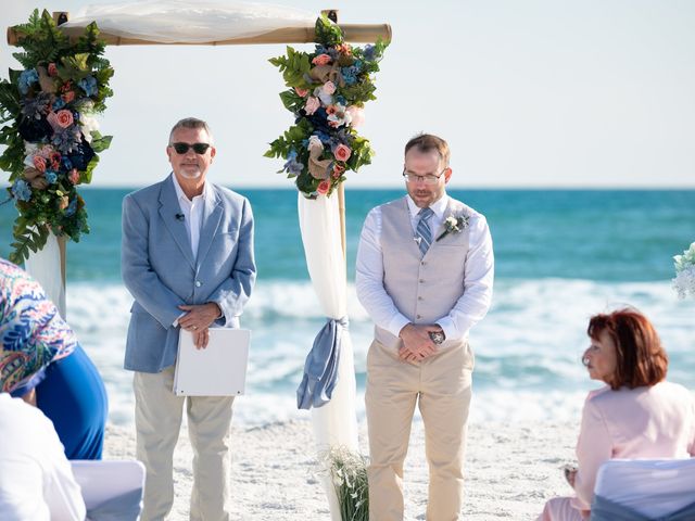 Stefani and Ryan&apos;s Wedding in Fort Walton Beach, Florida 9
