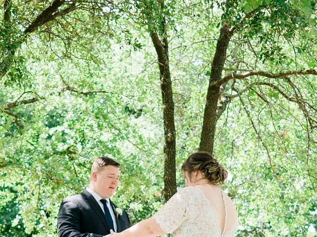 Casey and Jaycie&apos;s Wedding in Weatherford, Texas 4