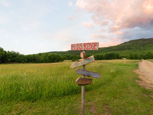 Andrew and Amy&apos;s Wedding in Moretown, Vermont 19