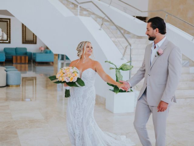 Tommy and Haley&apos;s Wedding in Cancun, Mexico 11