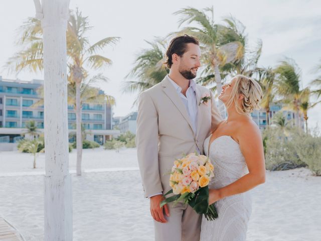 Tommy and Haley&apos;s Wedding in Cancun, Mexico 30