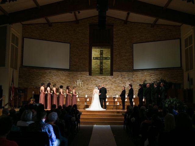 Lauren and Clint&apos;s Wedding in Fort Worth, Texas 10