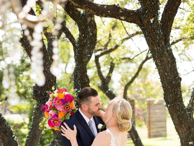 Stephen and Amber&apos;s Wedding in Aledo, Texas 3