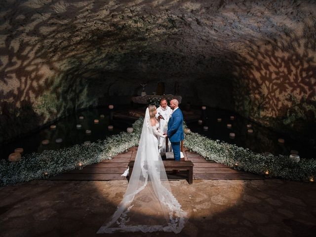 Anthony and Alejandra&apos;s Wedding in Playa del Carmen, Mexico 14