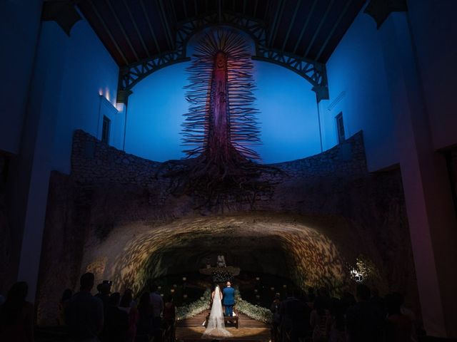 Anthony and Alejandra&apos;s Wedding in Playa del Carmen, Mexico 16