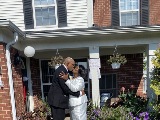 Mark and LaWanda&apos;s Wedding in Detroit, Michigan 6