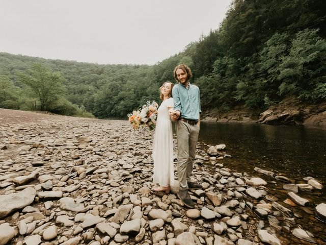 Steven and Leslie&apos;s Wedding in Jim Thorpe, Pennsylvania 8