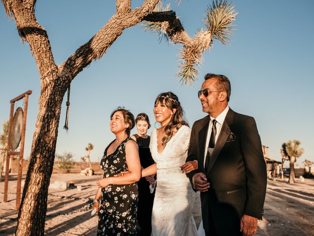 Jason and Samantha&apos;s Wedding in Joshua Tree, California 48