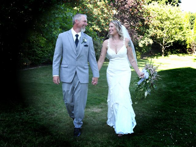 Lacey and Mathew&apos;s Wedding in Coeur D Alene, Idaho 4