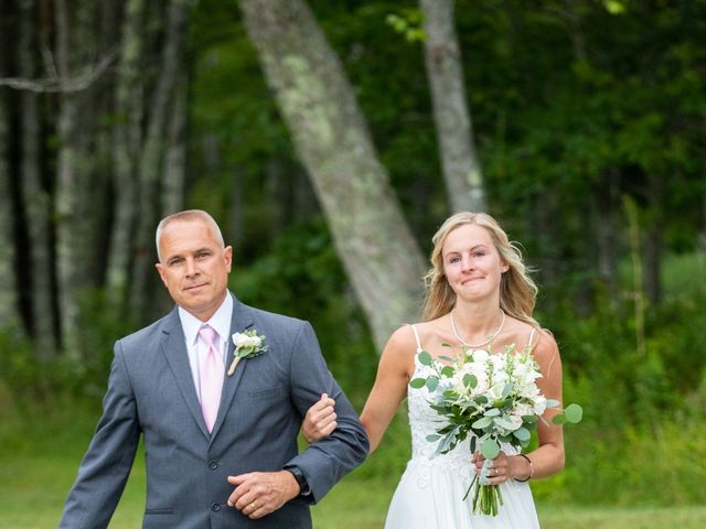 Saul and Kristen&apos;s Wedding in Surry, Maine 3
