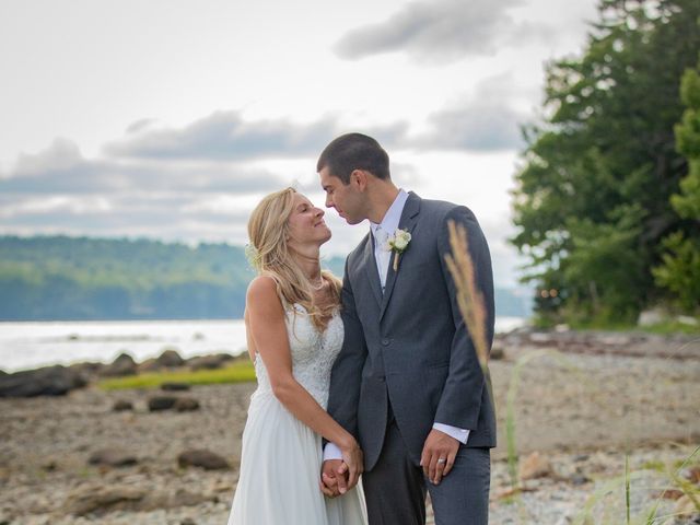 Saul and Kristen&apos;s Wedding in Surry, Maine 17