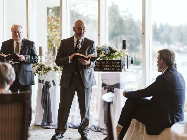 Glennis and Dave&apos;s Wedding in Tacoma, Washington 10