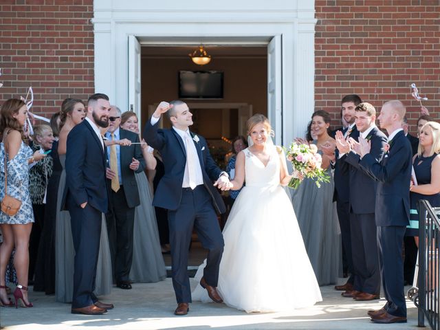 Lindsey and Andy&apos;s Wedding in Cincinnati, Ohio 15