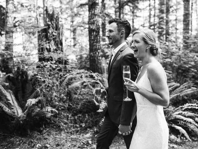 Andrew and Megan&apos;s Wedding in Sandy, Oregon 19