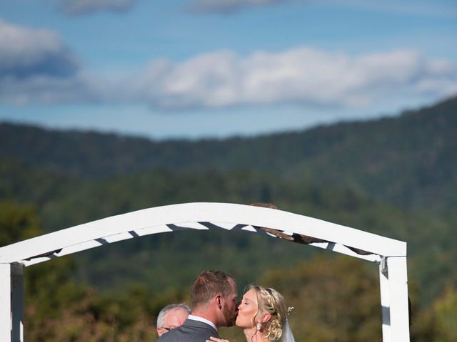 Ashley and Andrew&apos;s Wedding in Cashiers, North Carolina 21