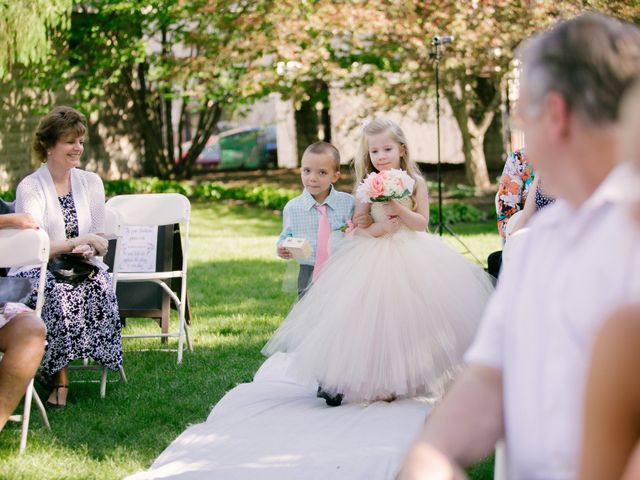 Layne and Ashley&apos;s Wedding in Saint Paul, Minnesota 16