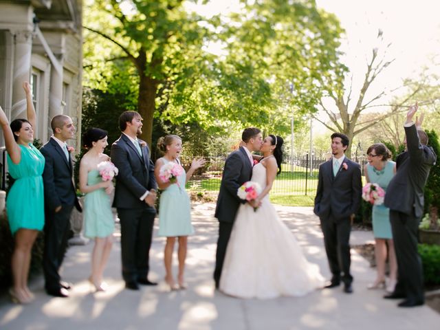 Layne and Ashley&apos;s Wedding in Saint Paul, Minnesota 21