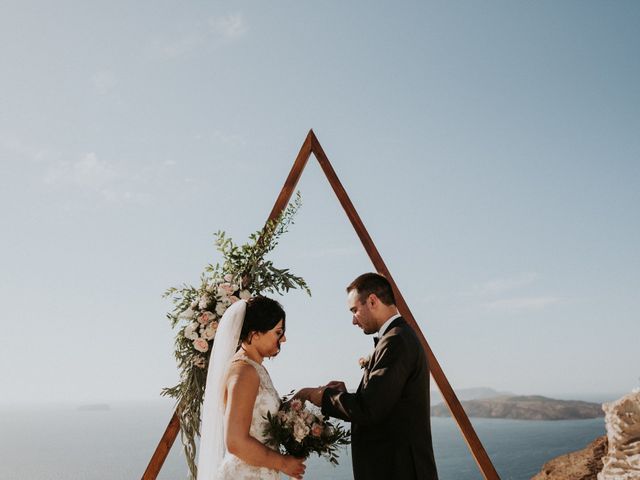 Christian and Lissette &apos;s Wedding in Santorini, Greece 16