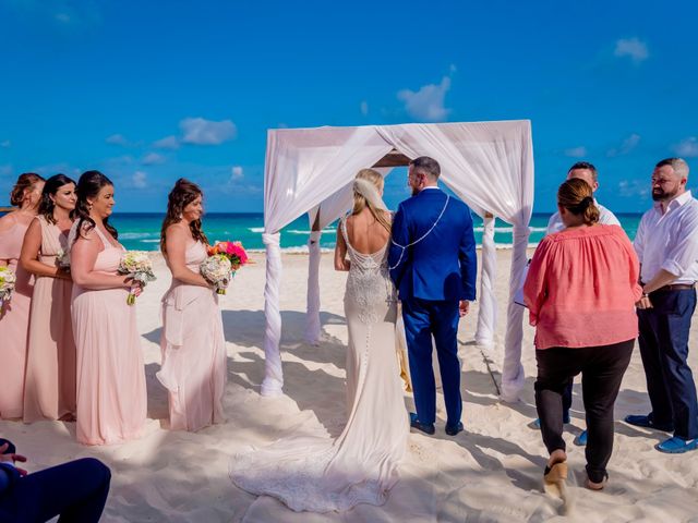 Scott and Amber&apos;s Wedding in Cancun, Mexico 37