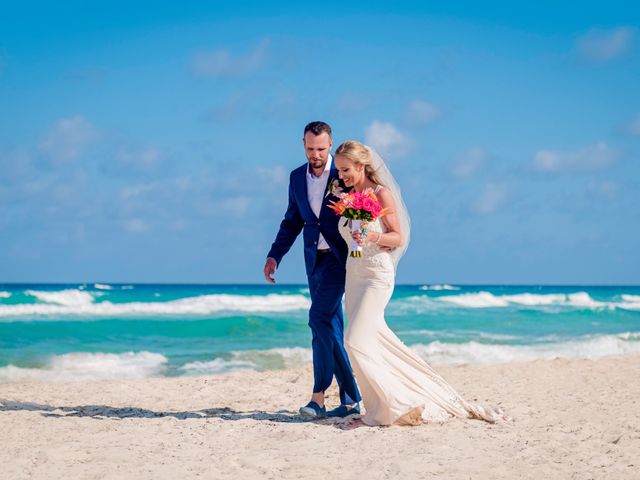 Scott and Amber&apos;s Wedding in Cancun, Mexico 50