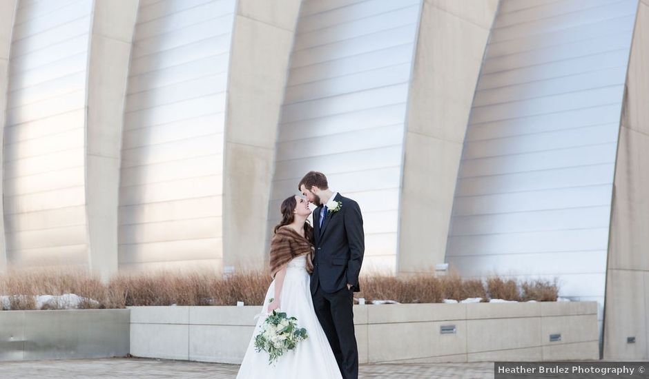 TJ Burnett and Caroline's Wedding in Kansas City, Missouri