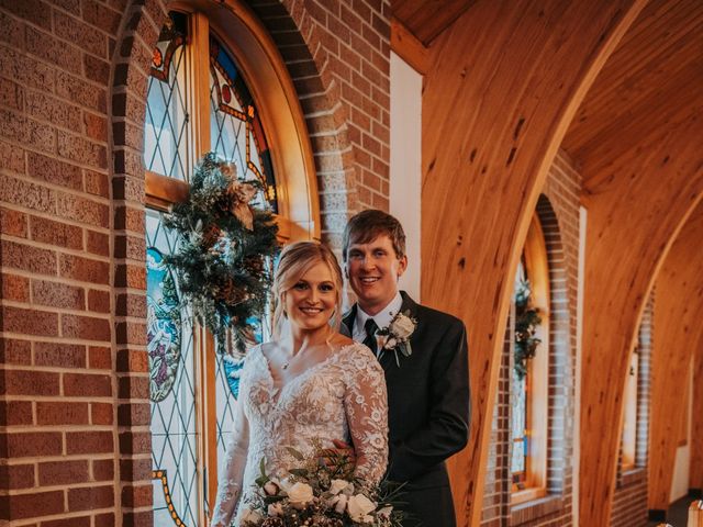 Derek and Kaycee&apos;s Wedding in Omaha, Nebraska 14