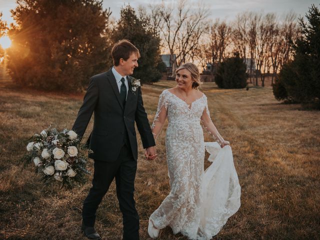 Derek and Kaycee&apos;s Wedding in Omaha, Nebraska 21