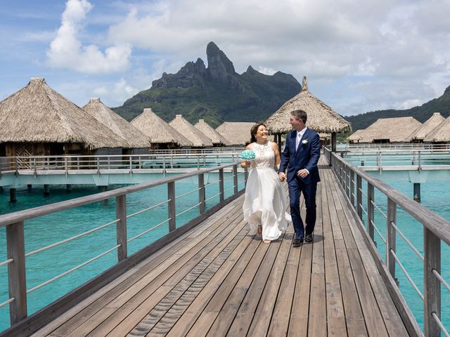 Eric and Stephanie&apos;s Wedding in Vaitape, French Polynesia 25