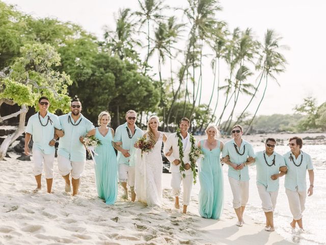 Kelli and Jay&apos;s wedding in Hawaii 13