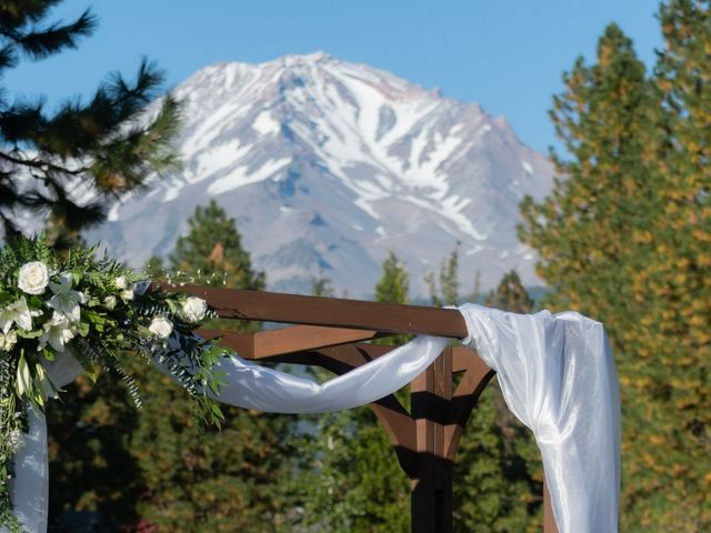 Greg and Michelle&apos;s Wedding in Mount Shasta, California 33