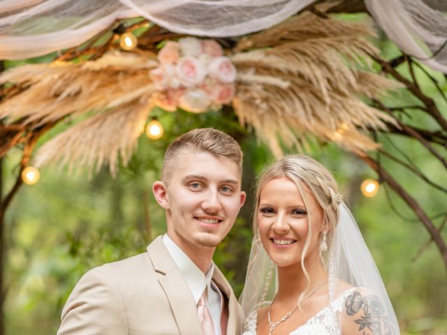 Hunter and Erin&apos;s Wedding in Herrin, Illinois 48