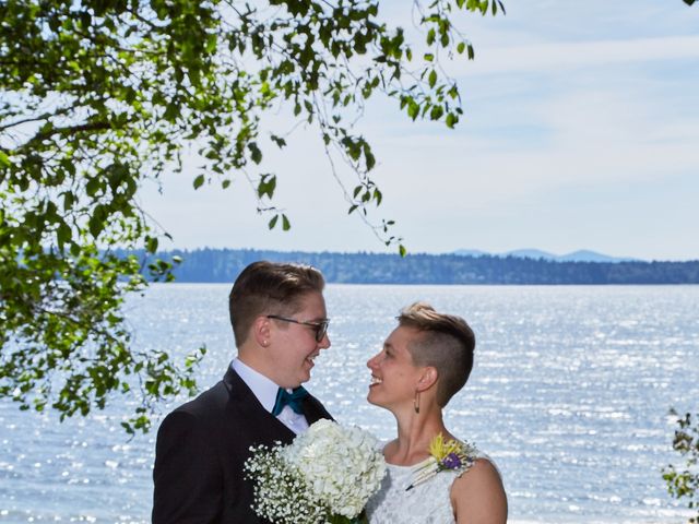 Jordan and Jessica&apos;s Wedding in Anderson Island, Washington 29