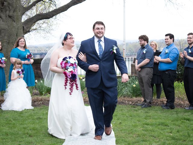 Robert and Sara&apos;s Wedding in Harrisburg, Pennsylvania 25