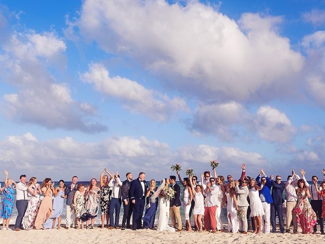 Liam and Julia&apos;s Wedding in Playa del Carmen, Mexico 27