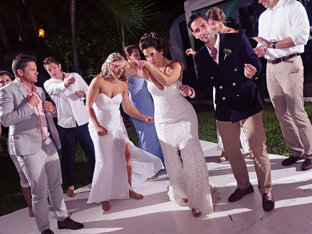 Liam and Julia&apos;s Wedding in Playa del Carmen, Mexico 35