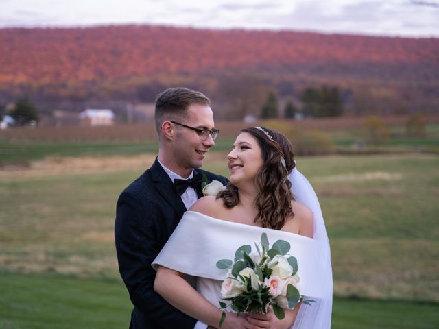 Jacob and Jessica&apos;s Wedding in Rohrersville, Maryland 4