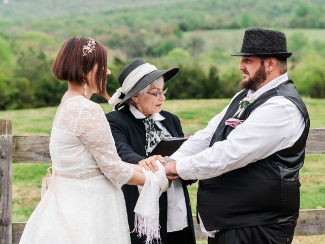 Joey and Dawn's Wedding in Charlottesville, Virginia 9