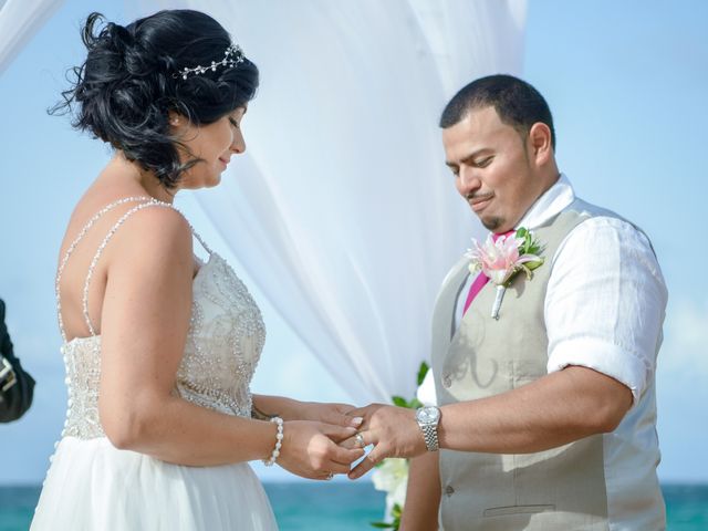 Romeo and Samantha&apos;s Wedding in Punta Cana, Dominican Republic 35