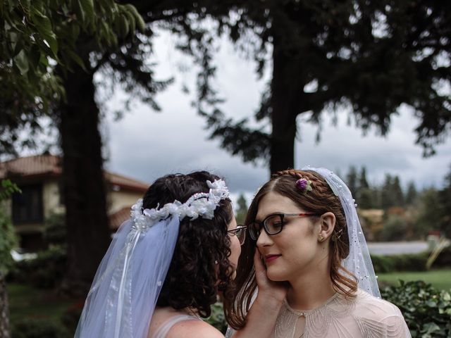 Chloe and Taylor&apos;s Wedding in Portland, Oregon 16